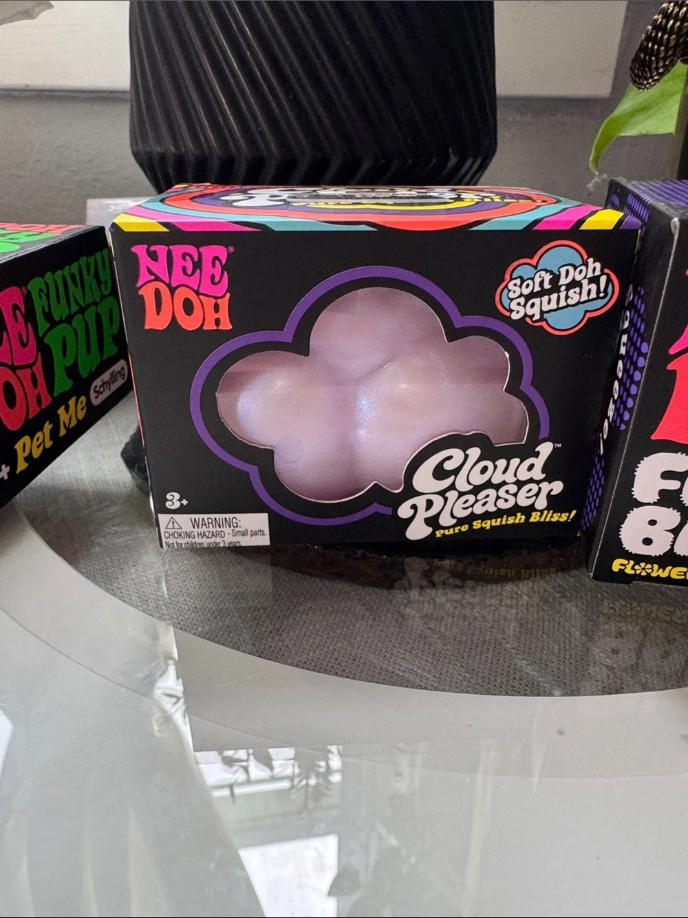 💜💜💜Purple NeeDoh lot including fuzz ball, cloud pleaser and funky pup💜💜💜